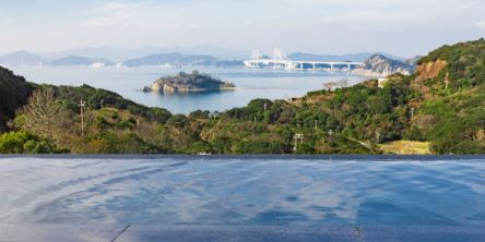 淡路島の日帰り温泉～絶景露天風呂や水着ゾーンなどリゾート感満載～