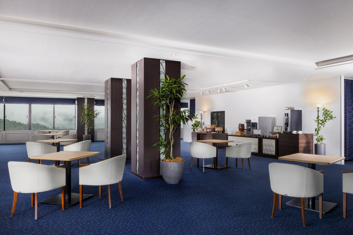 「メルキュール鳥取大山リゾート＆スパ」ラウンジ