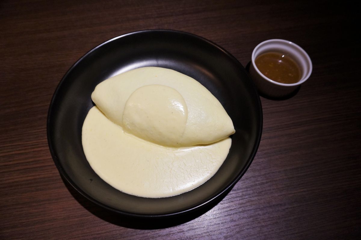 「白いオムライス」1700円