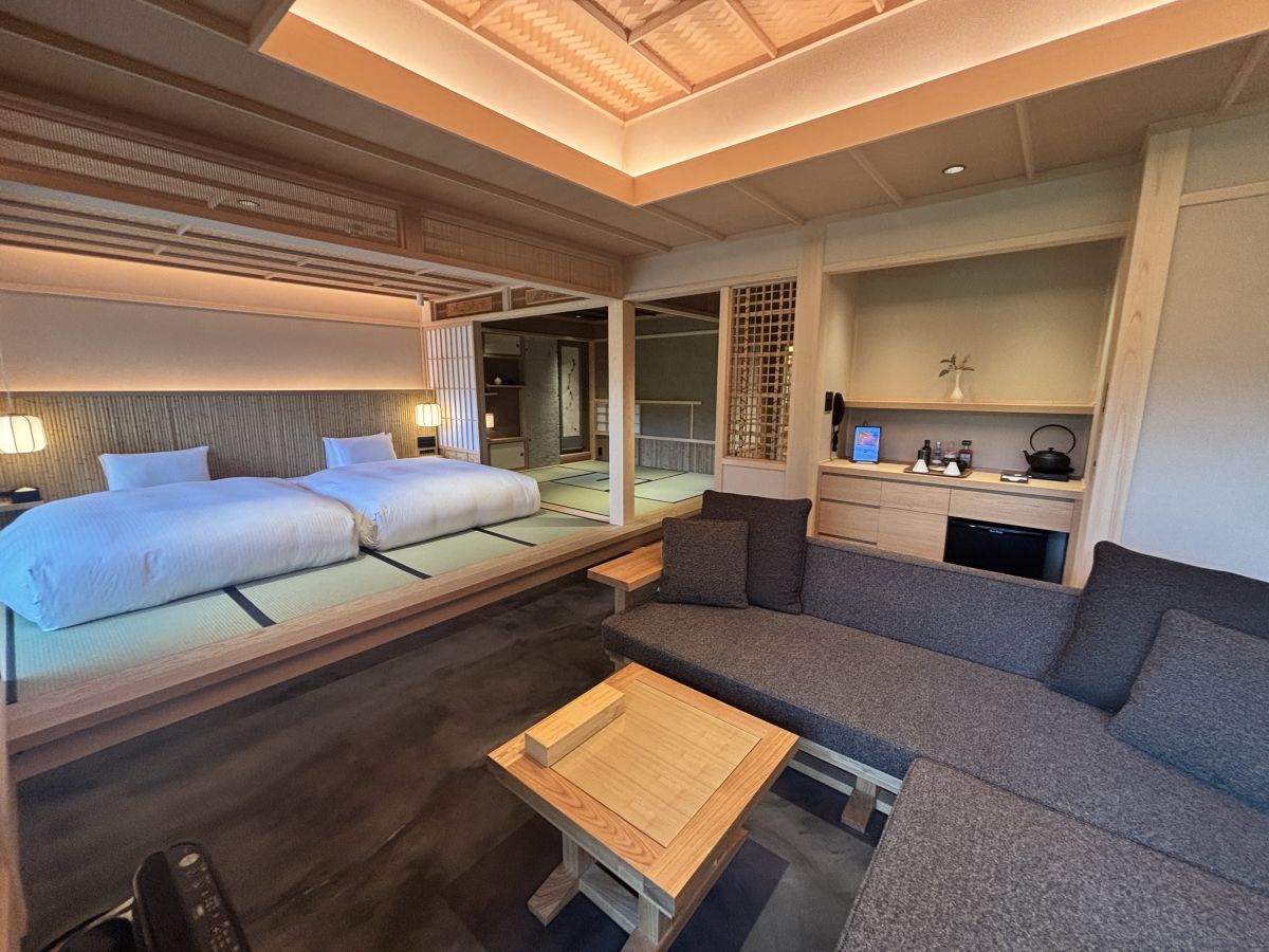 「【デラックスツイン】三条（SANJYO）」（税・サービス料込み）1部屋1泊 89800円～