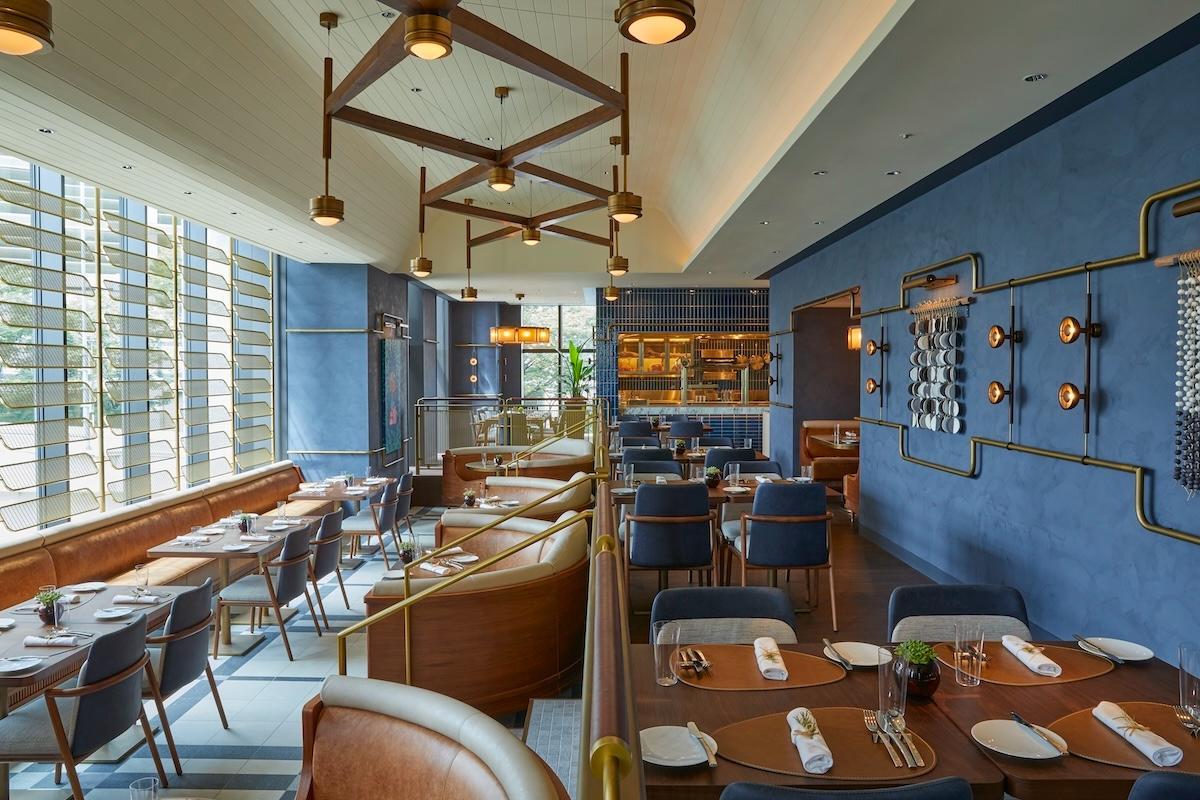 District – Brasserie, Bar, Lounge内観