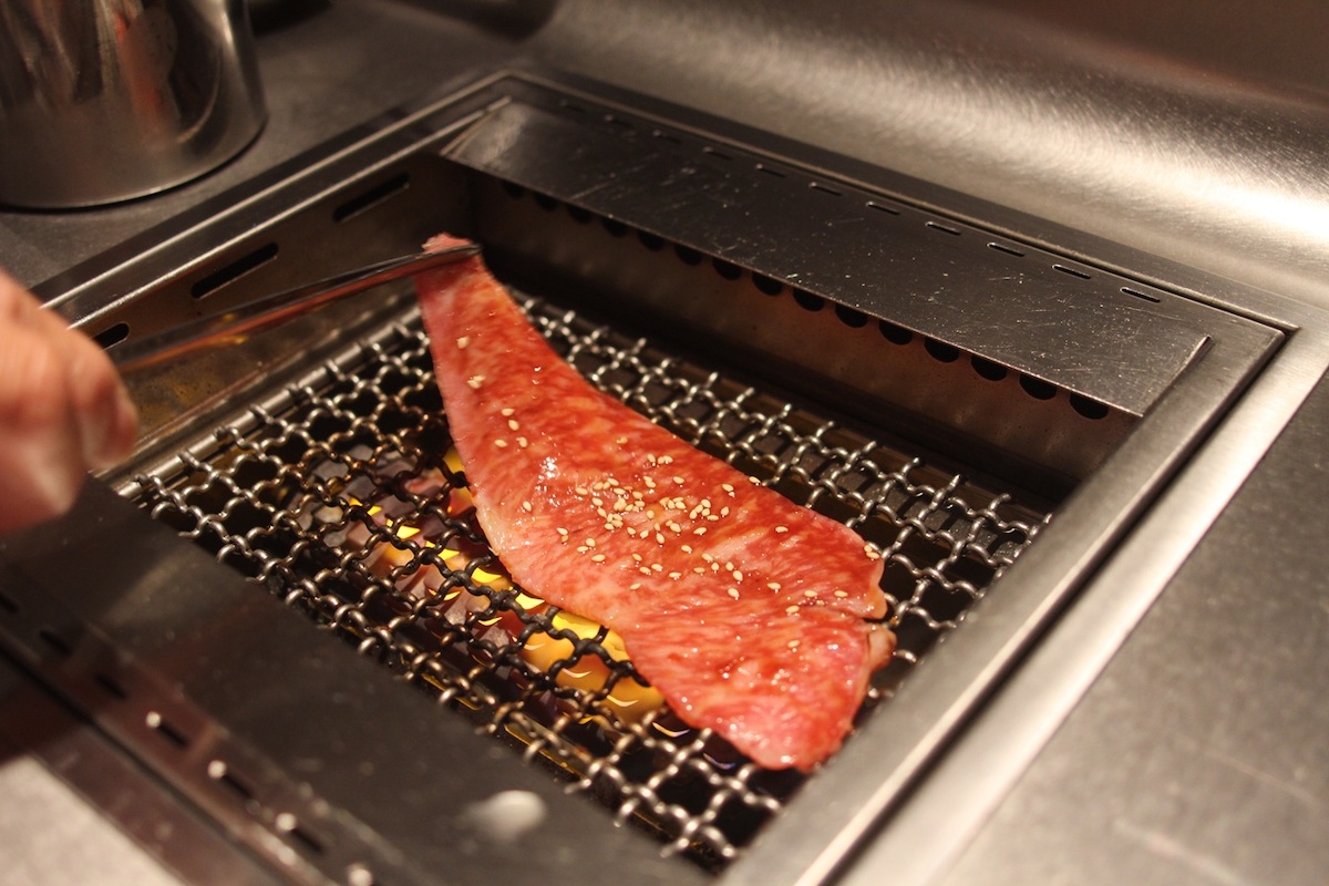 「黒毛和牛リブロース 焼きすき（1枚）」630円