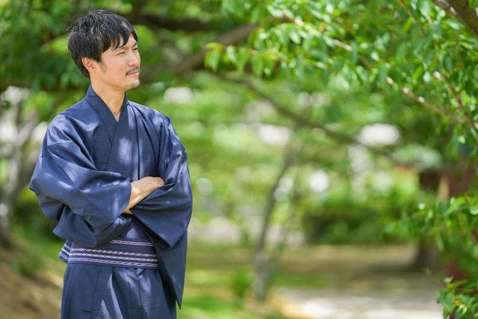浴衣の男性