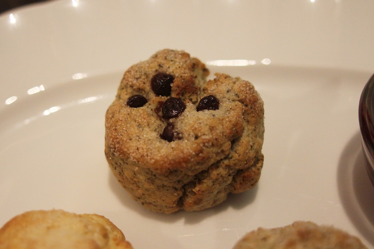 紅茶の茶葉がたっぷり使われていて風味豊かな味わい