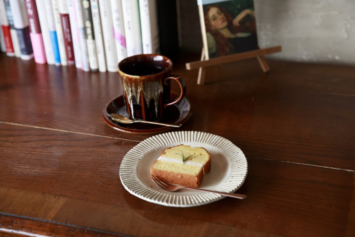 「レモンケーキ」と「白桃紅茶」