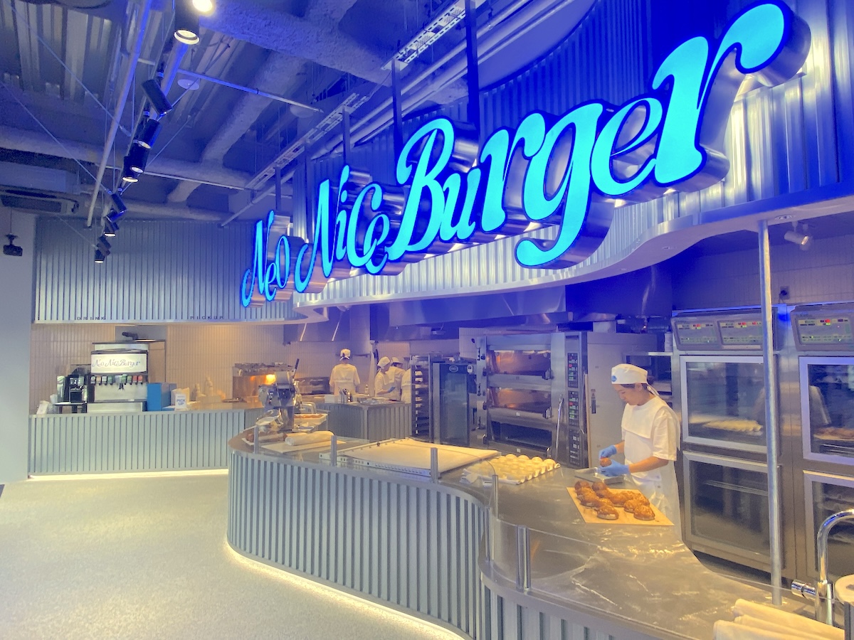 「Neo Nice Burger」店内1