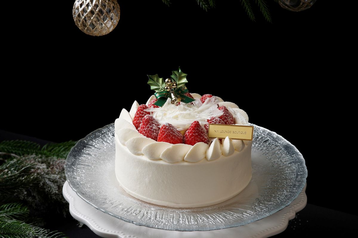 「ホワイトクリスマスショートケーキ」直径15cm(4~6名様用)7500円/直径18cm(6~8名様用)9900円