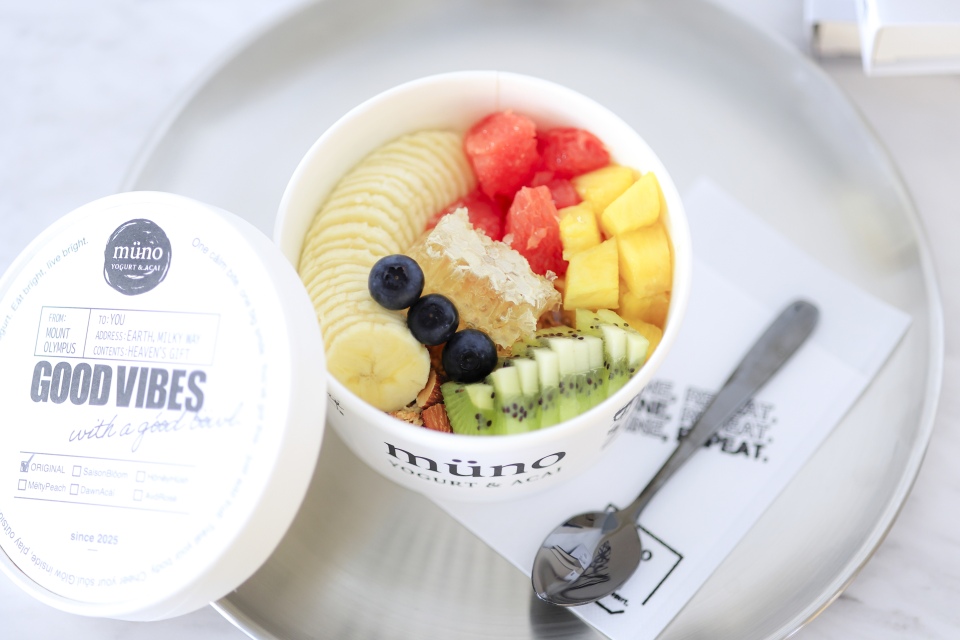 müno YOGURT & ACAI