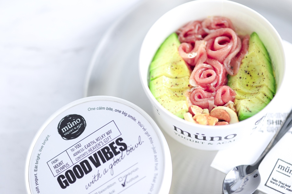 müno YOGURT & ACAI