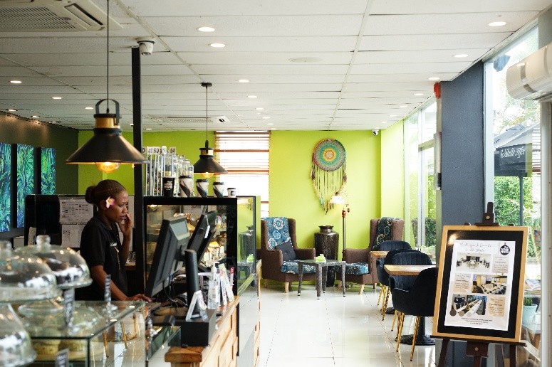 おしゃれな店内。テイクアウトもできる