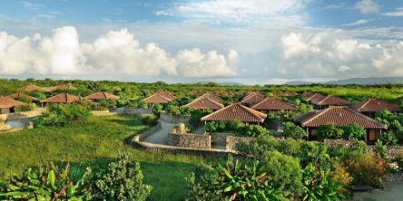 温暖なエリアにある「星のや」で寒い冬を快適に過ごせる「避寒リゾート優待プラン」販売スタート