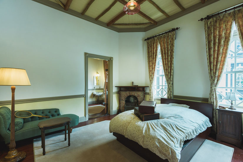 スイートルームを再現した部屋も公開。優美なしつらえに心ときめく