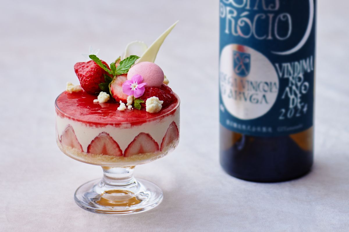 クリスマス限定の苺パフェ