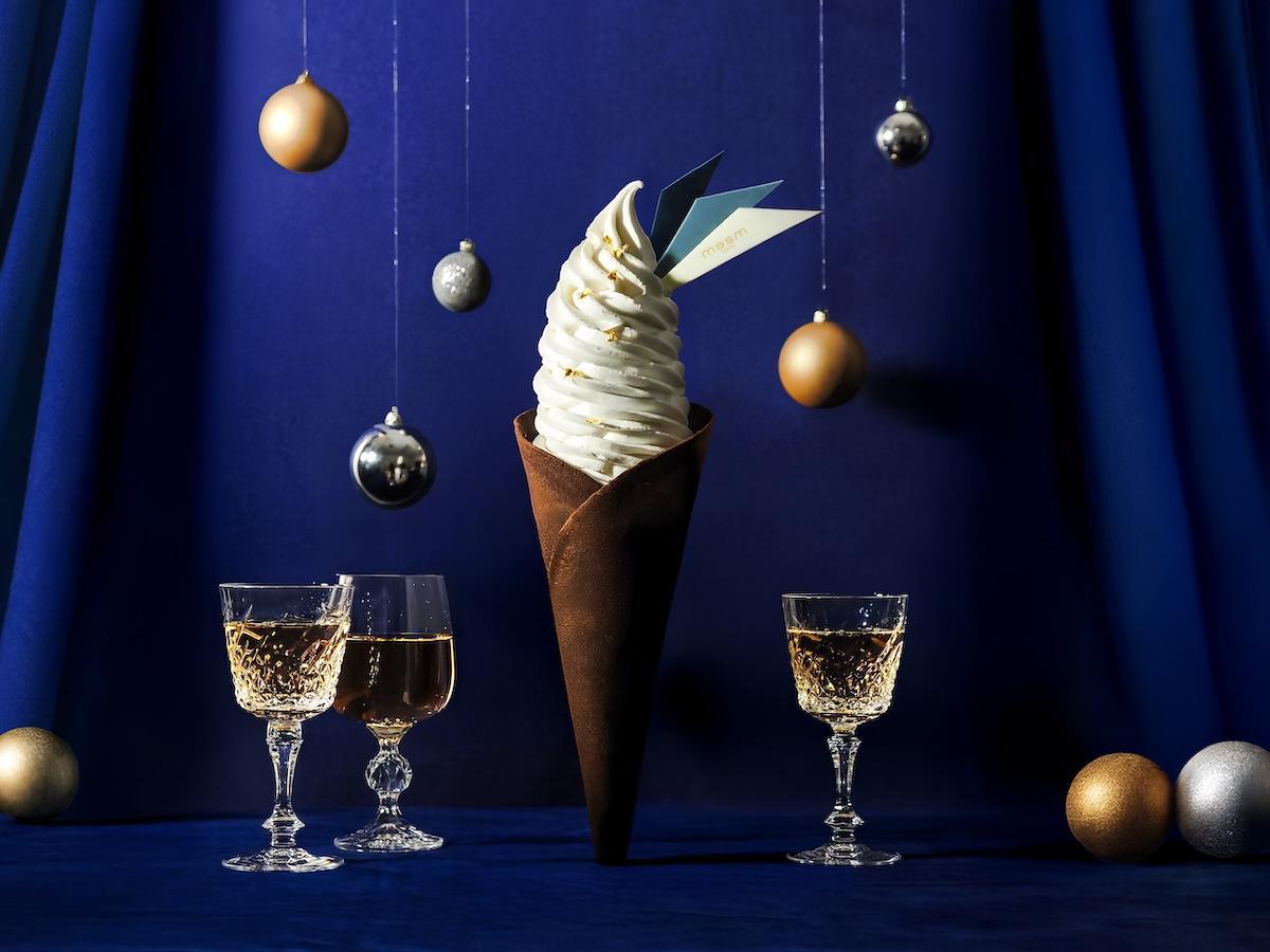 「ツイストノエル」」高さ約33cm 1万2960円