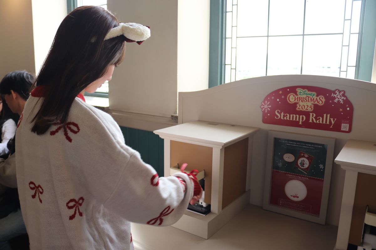 スタンプ台は各駅に設置されています