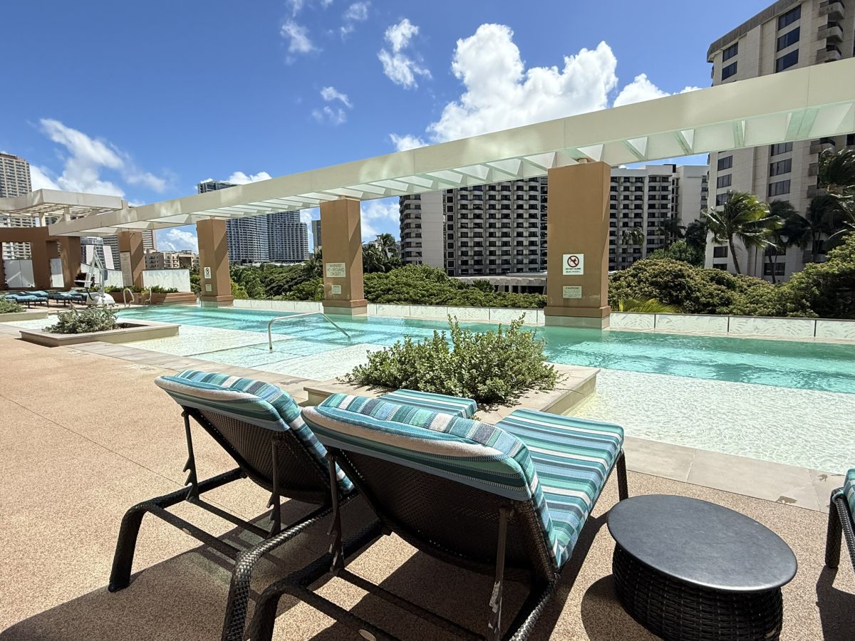 3階にあるプール