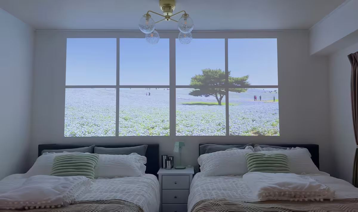 4Kプロジェクター投影／Photo：Airbnb