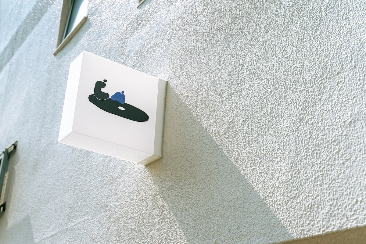 台湾のアーティストが手がけたロゴマーク