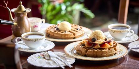 京都・北山「ANEMOS」のカリッと仕上げたワッフルが絶品！ 自家焙煎コーヒーとともに