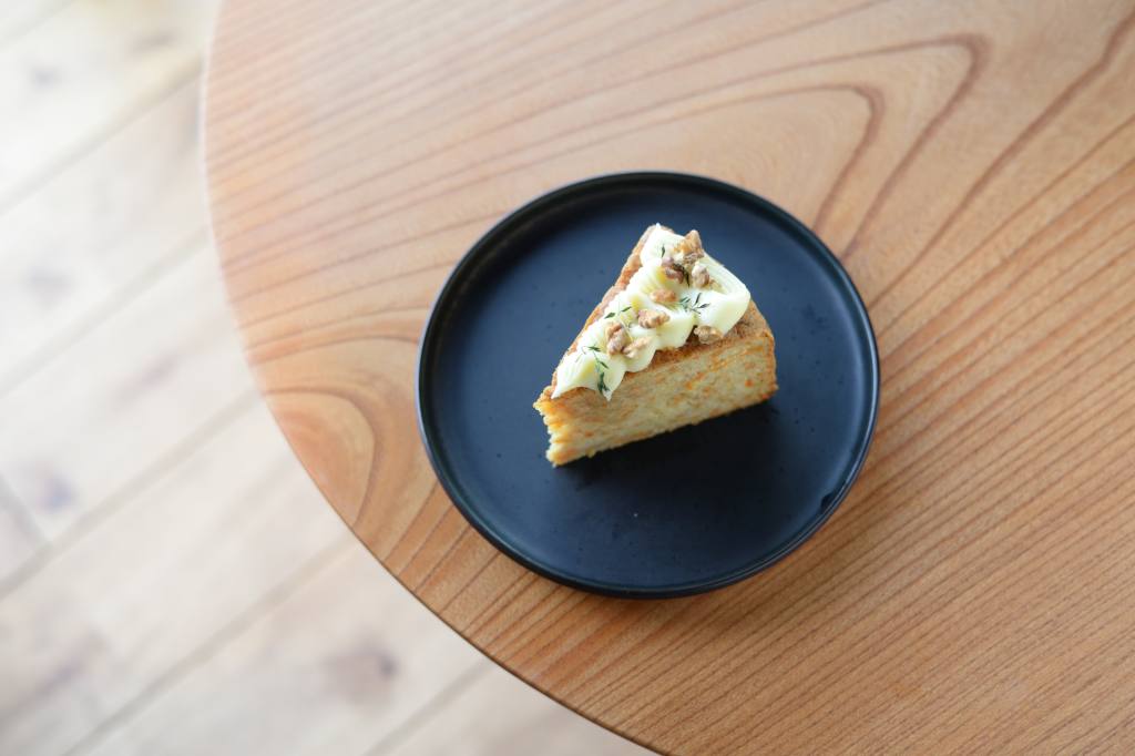 ほんのりスパイスが香る、キャロットケーキ〓円