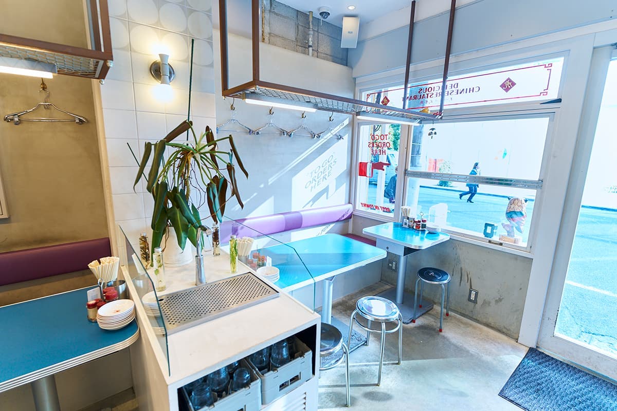 「フーフー飯店 錦糸町本店」のテーブル席