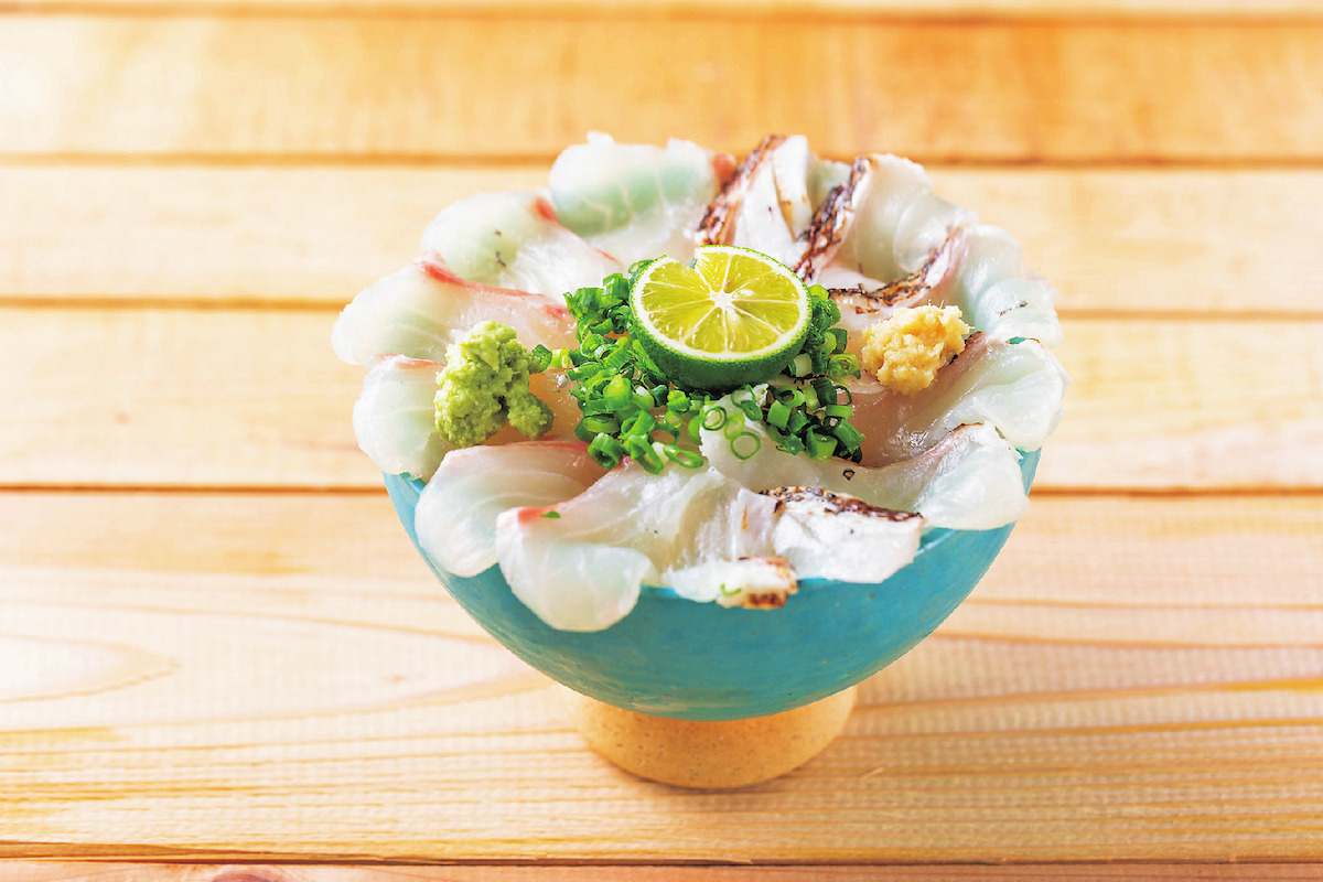 道の駅 くるくる なると「鯛の2色丼ぶり」