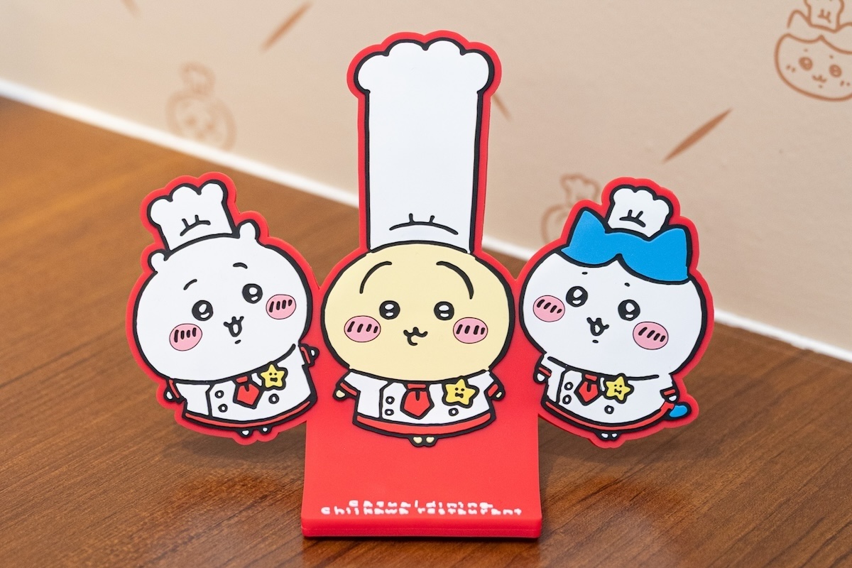 「ちいかわレストラン」ラバースマホスタンド