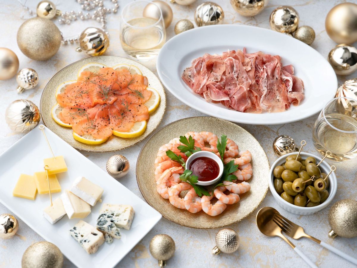 「年末年始のパーティーを華やかに彩る！  冬のオードブルセット」6000円