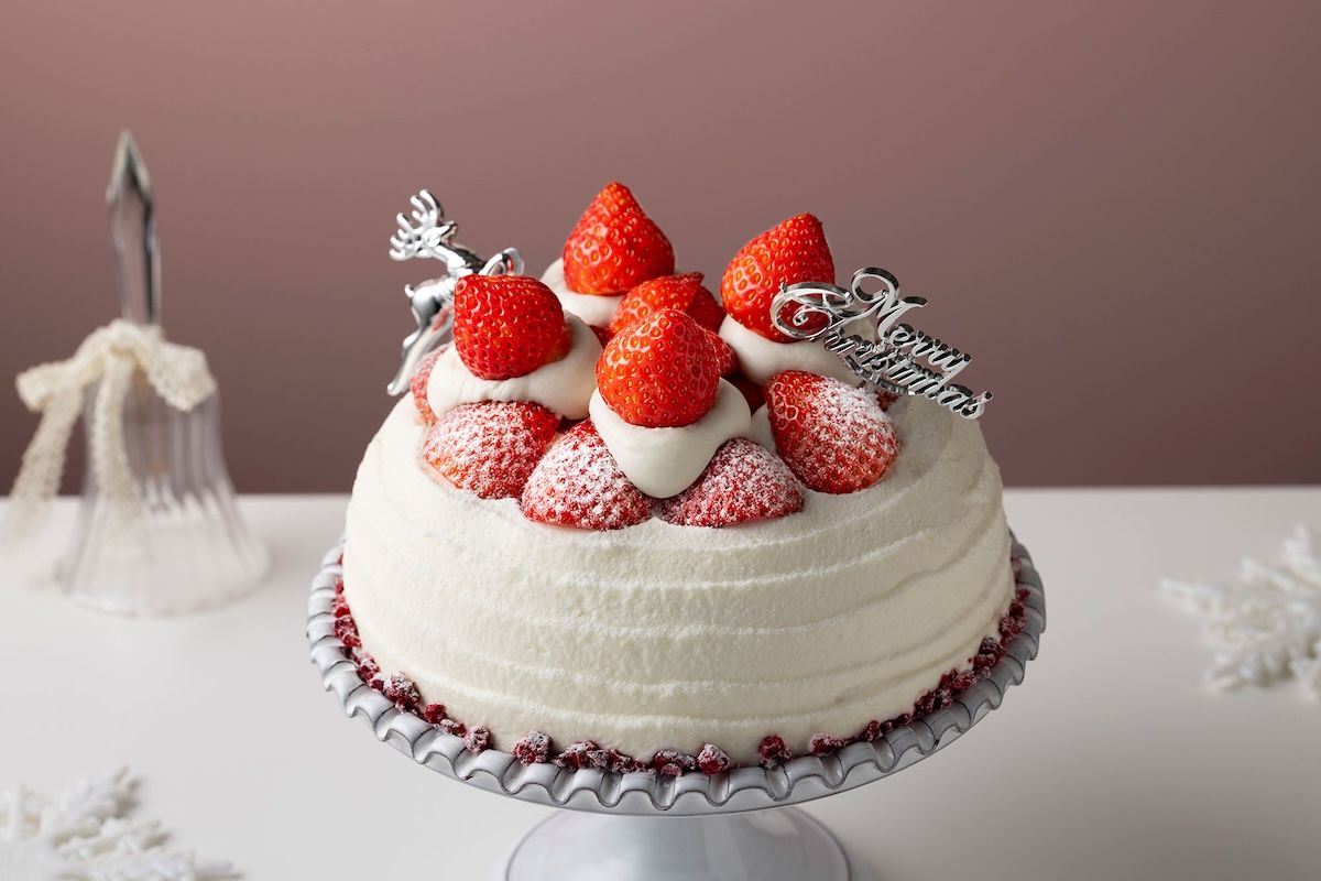 「ガトー シャンティ オ フレーズ」直径約12cm 4200円／直径約15cm 4700円