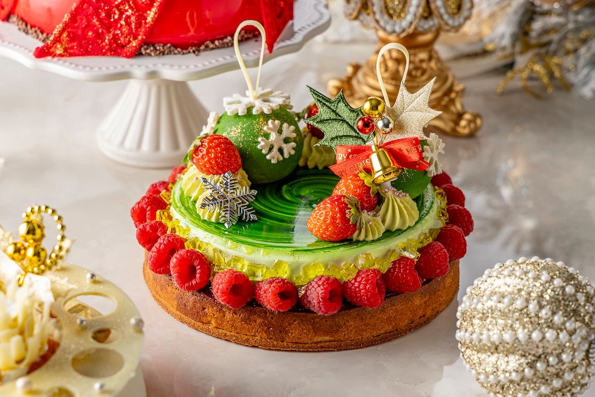 「エクラ・ヴェール」直径約18㎝&times;高さ約10㎝ 9500円※限定50台