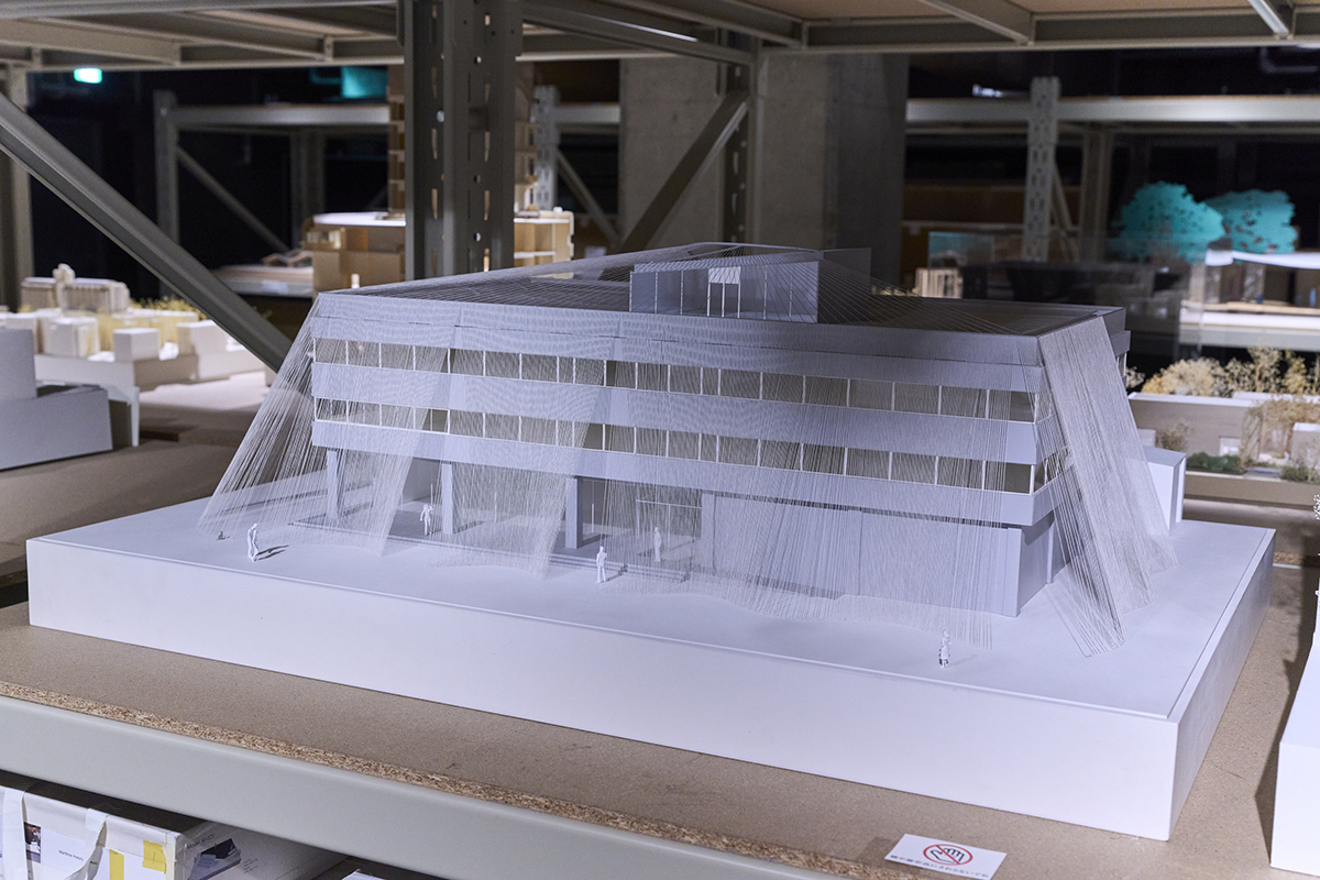 「小松マテーレファブリックラボラトリー fa-bo」隈研吾建築都市設計事務所