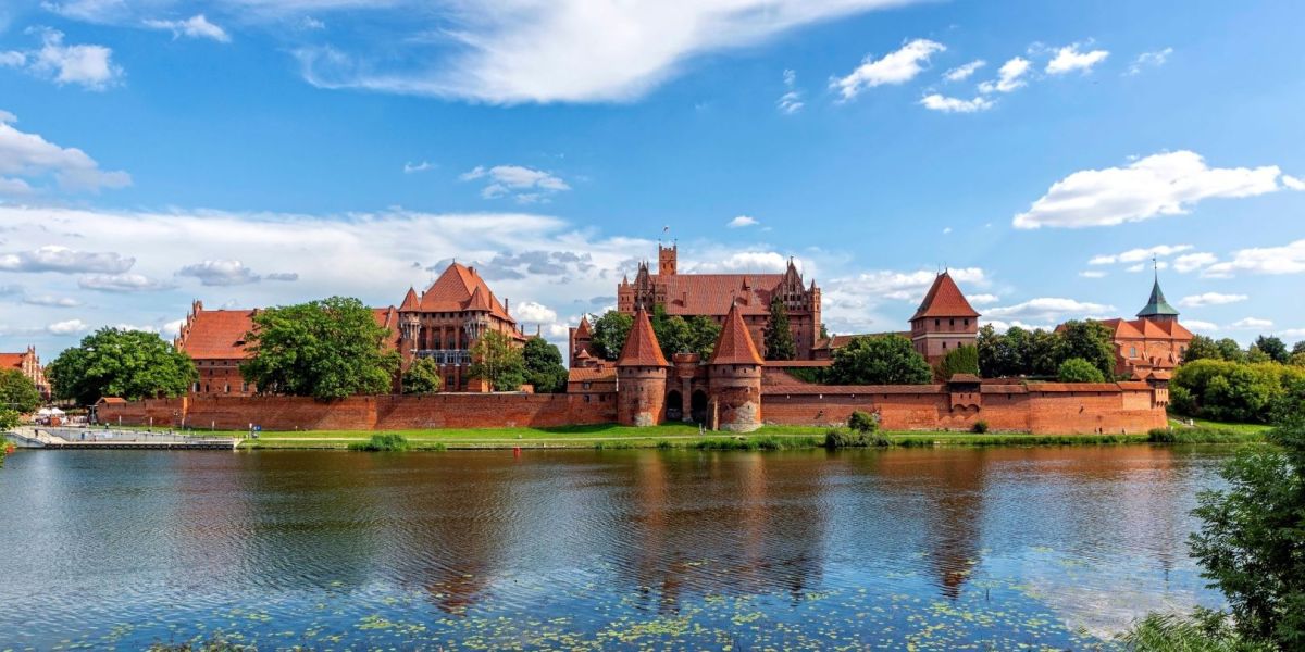 歴史を感じる建築やかわいいクラフト雑貨、グルメなど！魅力あふれるポーランドのおすすめ旅プランを紹介