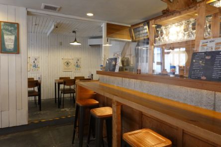 屋久島の夜は、地元食材の創作料理を堪能しよう！／島海味kitchenシリウス
