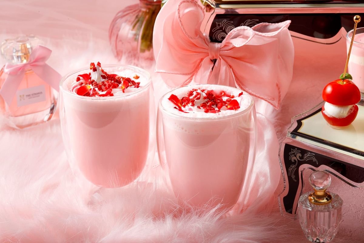 ホットストロベリーカプチーノ