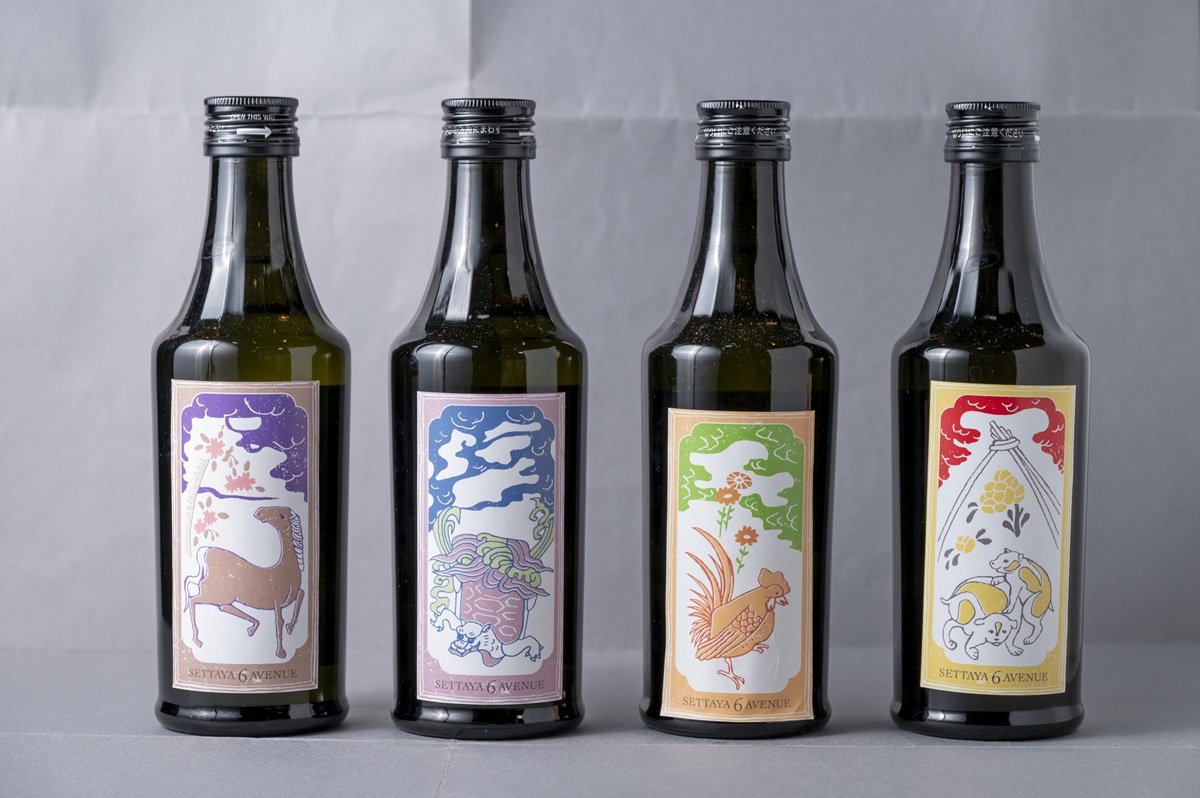 蔵の鏝絵がラベルの日本酒・摂田屋六番街の守神鏝絵。特別純米酒 300ml880 円