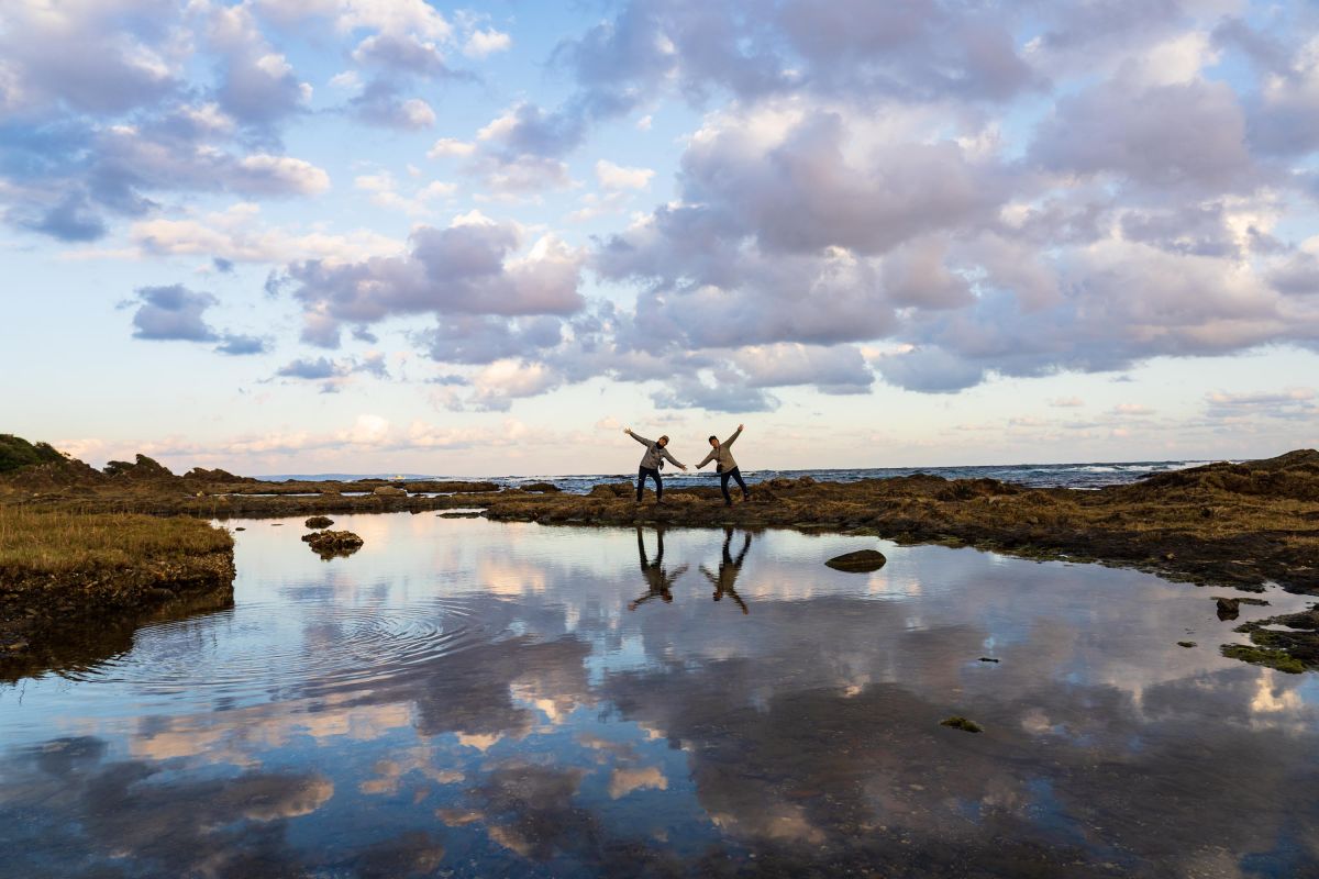 風のない早朝や夕暮れ時に、ときおり現れる絶景美