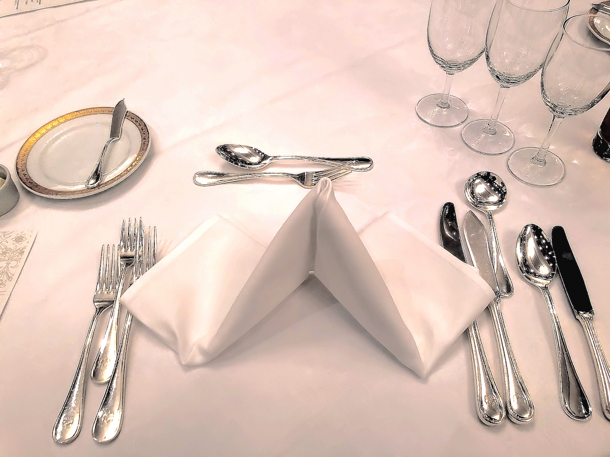 フレンチのテーブルセット