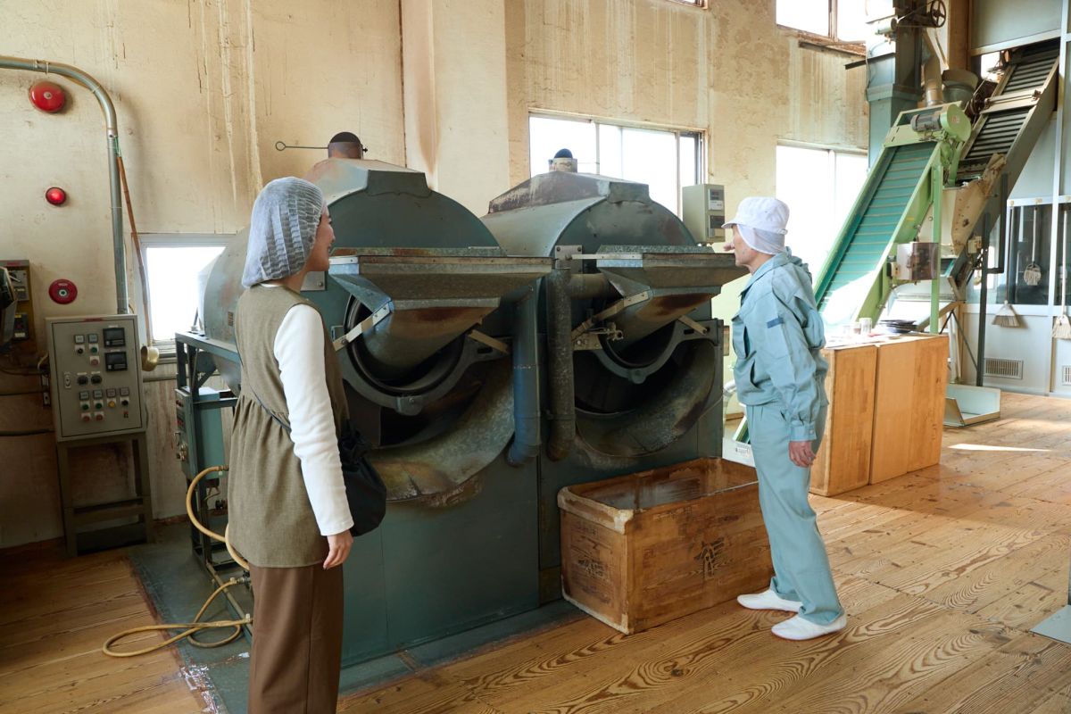 家康も愛した&ldquo;茶どころ静岡&rdquo;。工場見学でお茶文化の深奥へ ｜ 丸福製茶
