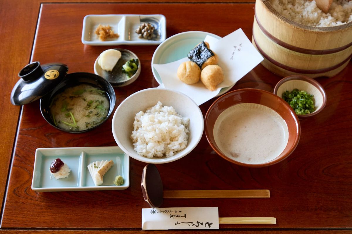 とろろ尽くしのセット