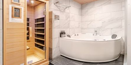 【東京】プライベート空間でいつでもととのい放題！ 個室サウナ付きのAirbnb宿5選