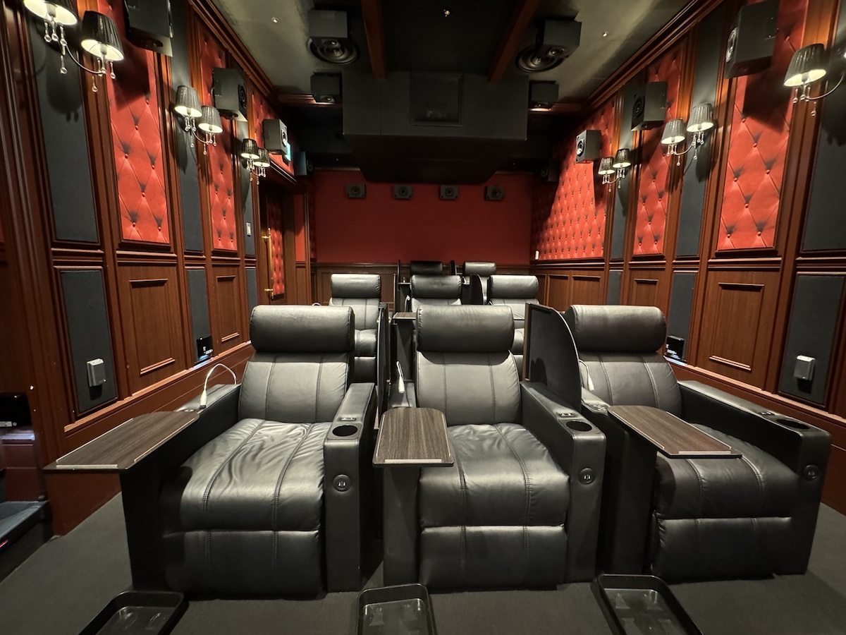 「イオンシネマ シアタス心斎橋」