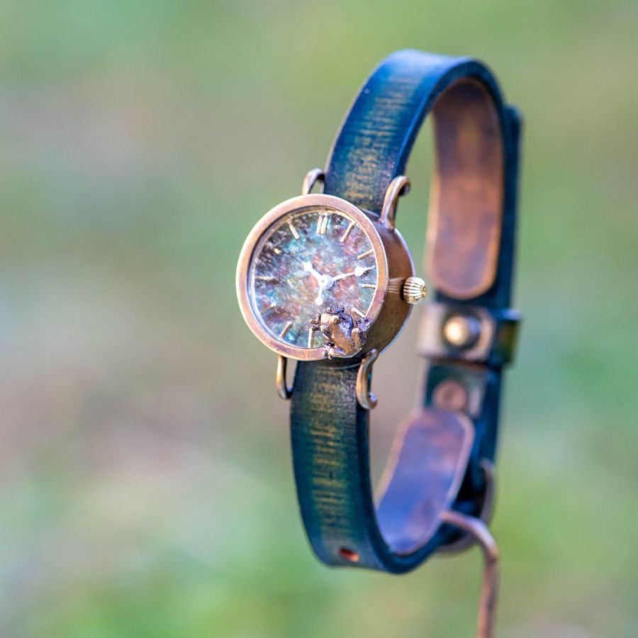 【ファッション】カエルの時計屋さん