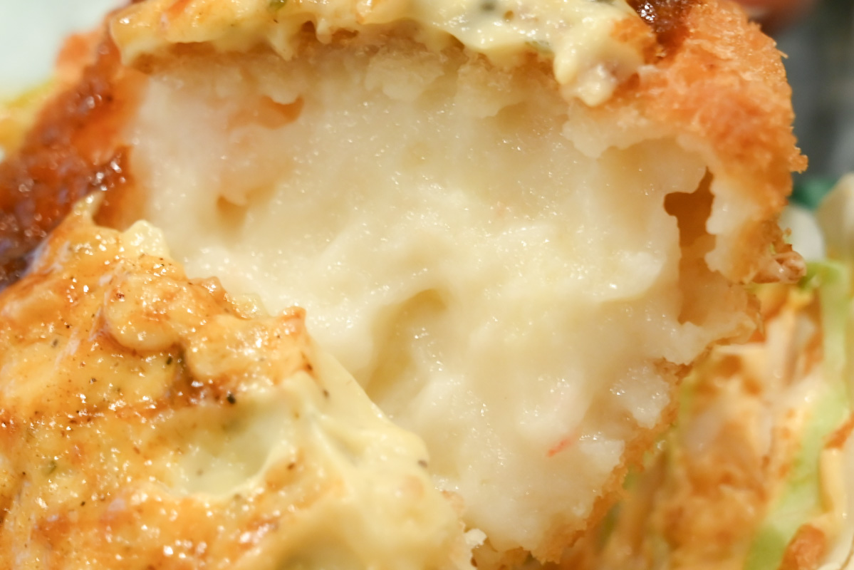 グラコロ独自のクリーミーなコロッケ