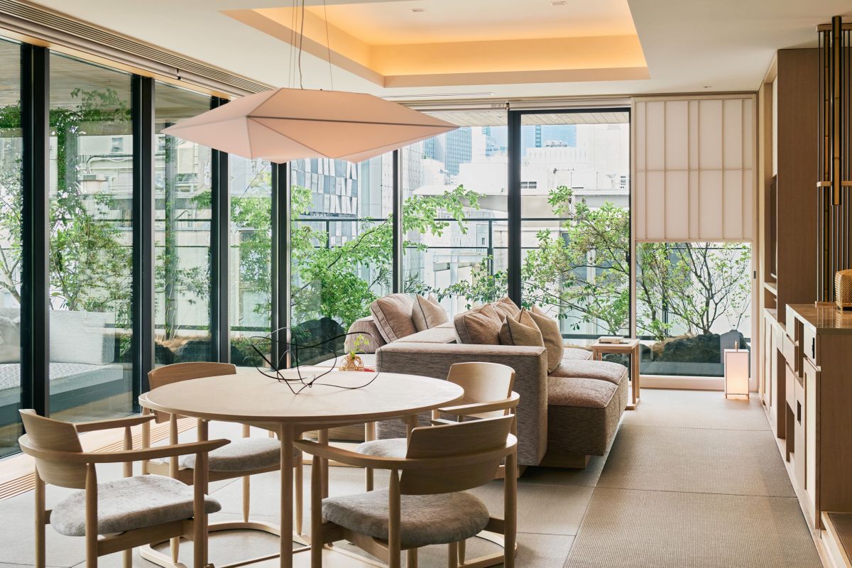 「ラグジュアリーコーナースイート」（税・サービス料込み）2名1室 1泊素泊まり 31万7900円〜／&copy;︎ふふ 東京 銀座