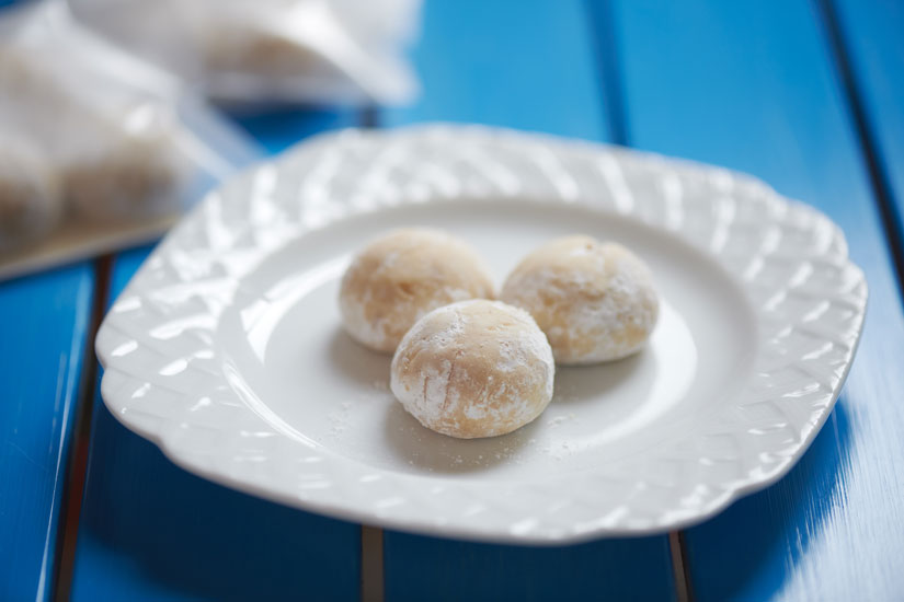 味わい深い「くるみぼーる」(3個250円)はコーヒーによく合う1品