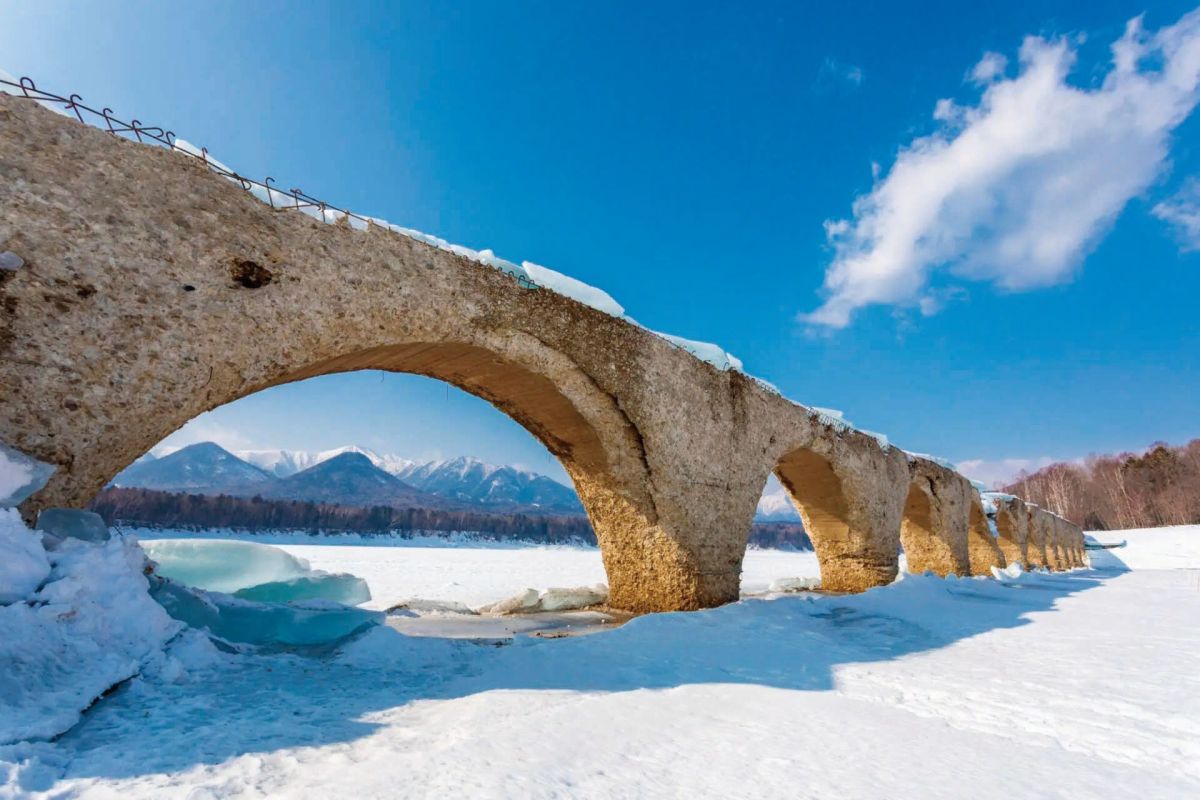 老朽化による崩落が進んでおり、この姿が見られるのも今だけ！