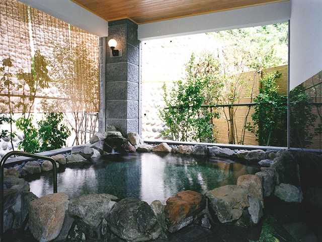 石川県の日帰り温泉・スパ5選!!露天風呂や源泉かけ流しなどおすすめ癒しスポットを紹介