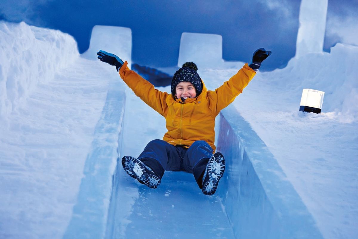 大人も子どもも楽しめる人気の遊具