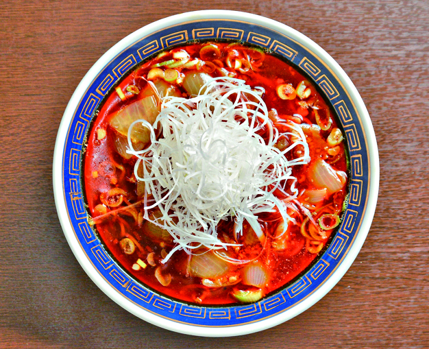 元祖 勝浦式坦々麺江ざわ　担々麺970円