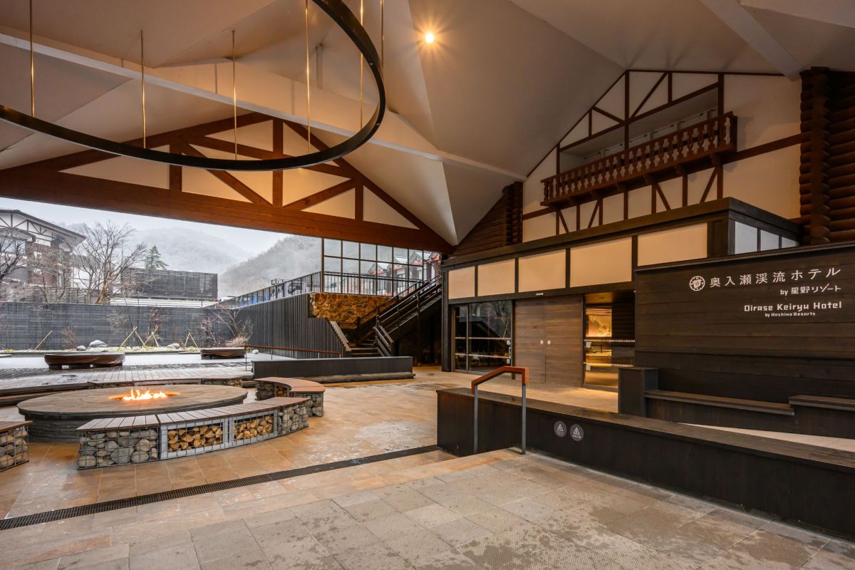 奥入瀬渓流ホテル入り口